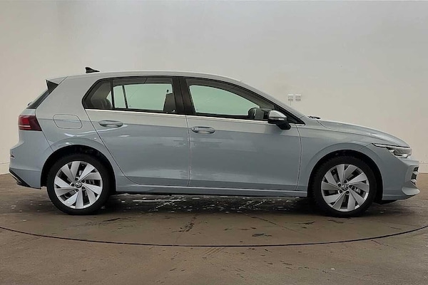 Used Volkswagen Golf 2025 for sale - 76207029: Photo 4