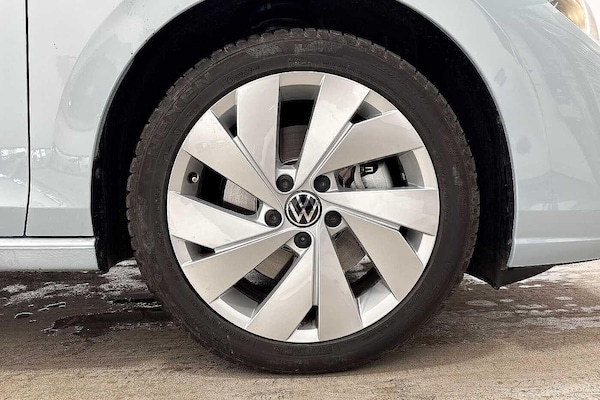 Used Volkswagen Golf 2025 for sale - 76207029: Photo 5