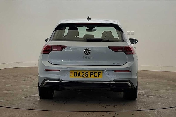Used Volkswagen Golf 2025 for sale - 76207029: Photo 8