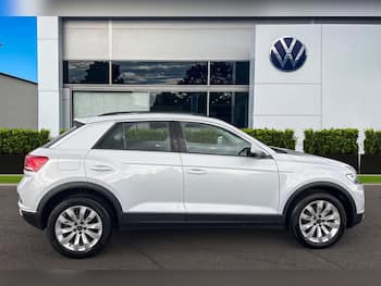 Used Volkswagen T-Roc 2020 for sale - 79696437: Photo