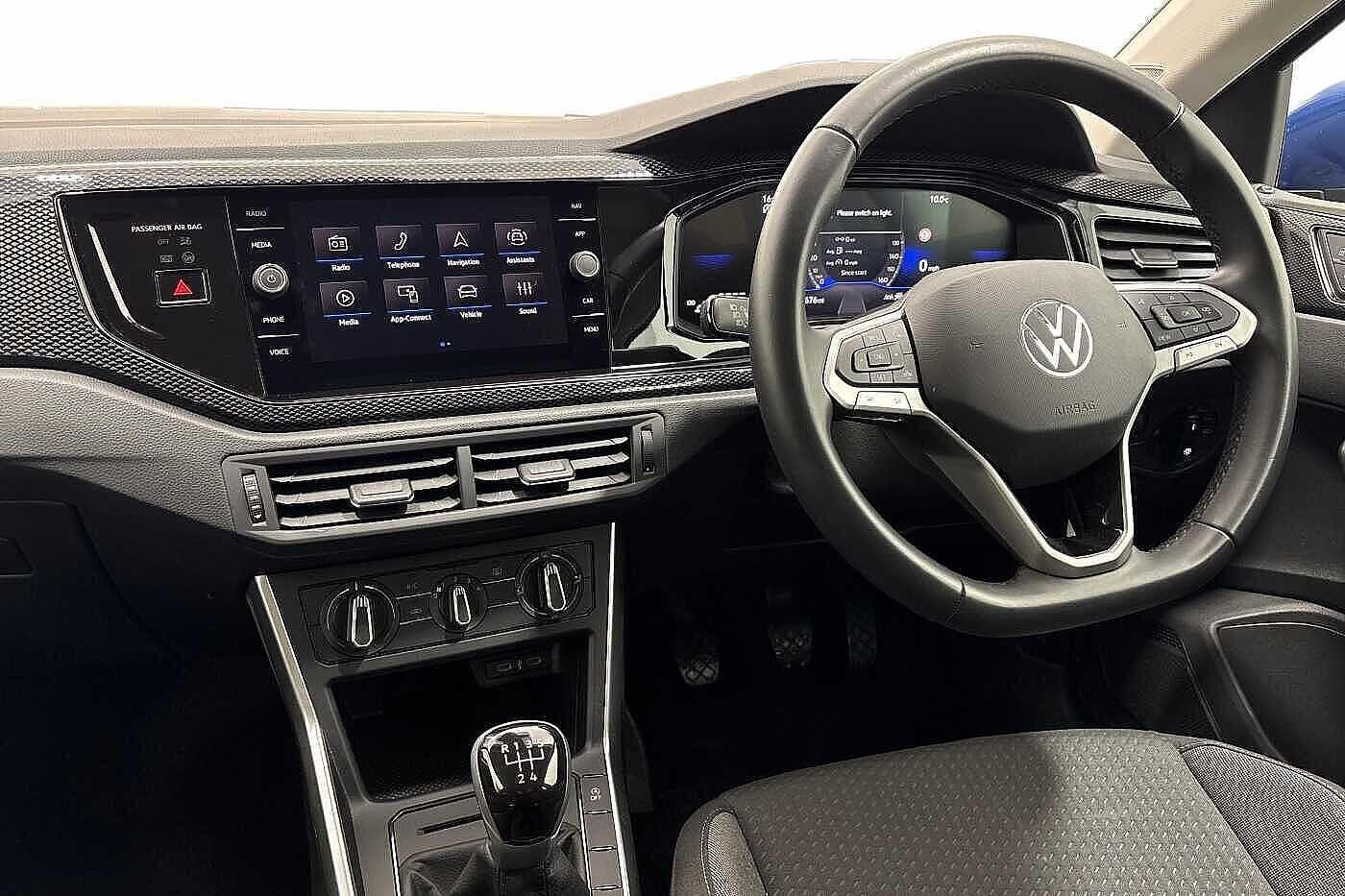 Used Volkswagen Polo 2024 for sale - 77139114: Photo 2