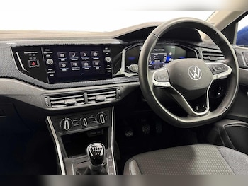 Used Volkswagen Polo 2024 for sale - 77139114: Photo