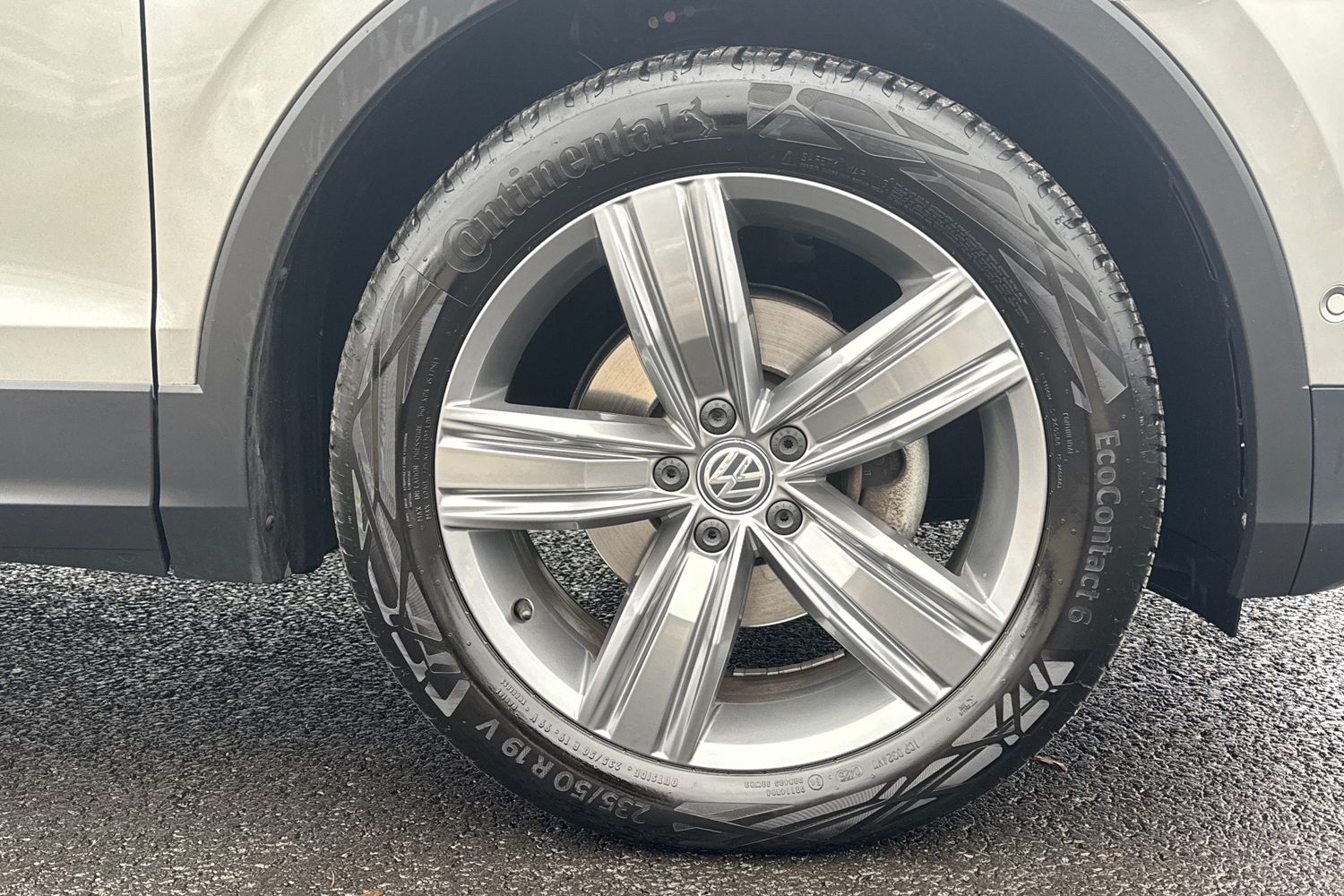 Used Volkswagen Tiguan 2019 for sale - 76732540: Photo 12