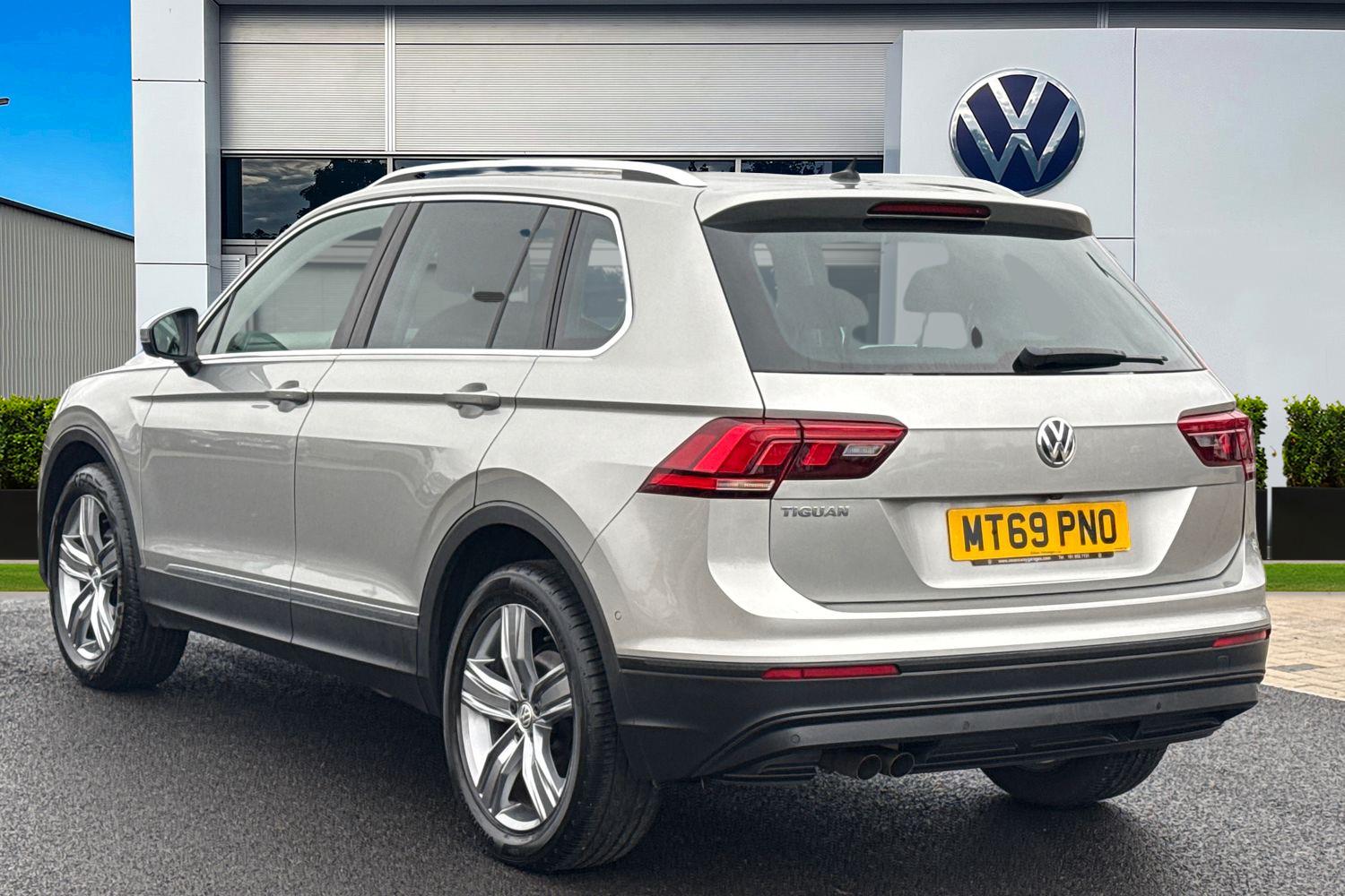 Used Volkswagen Tiguan 2019 for sale - 76732540: Photo 2