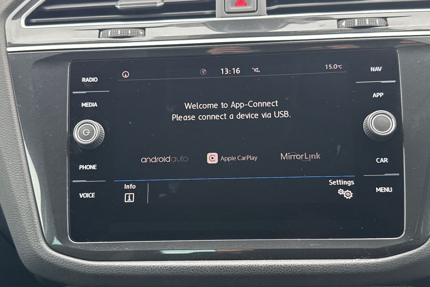 Used Volkswagen Tiguan 2019 for sale - 76732540: Photo 35