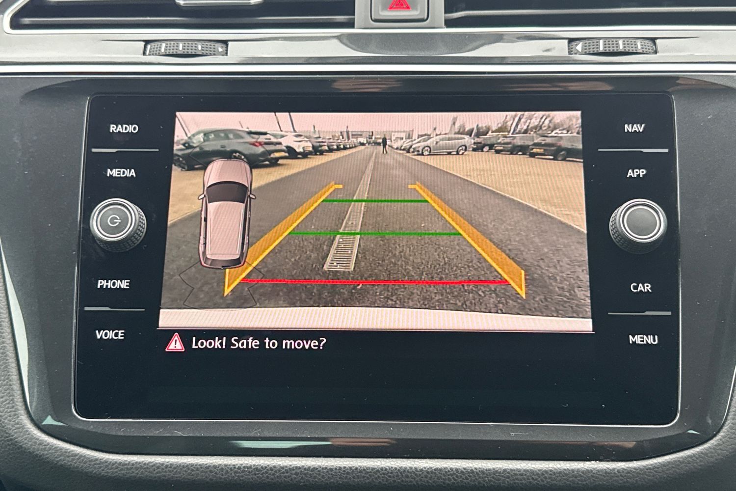 Used Volkswagen Tiguan 2019 for sale - 76732540: Photo 36