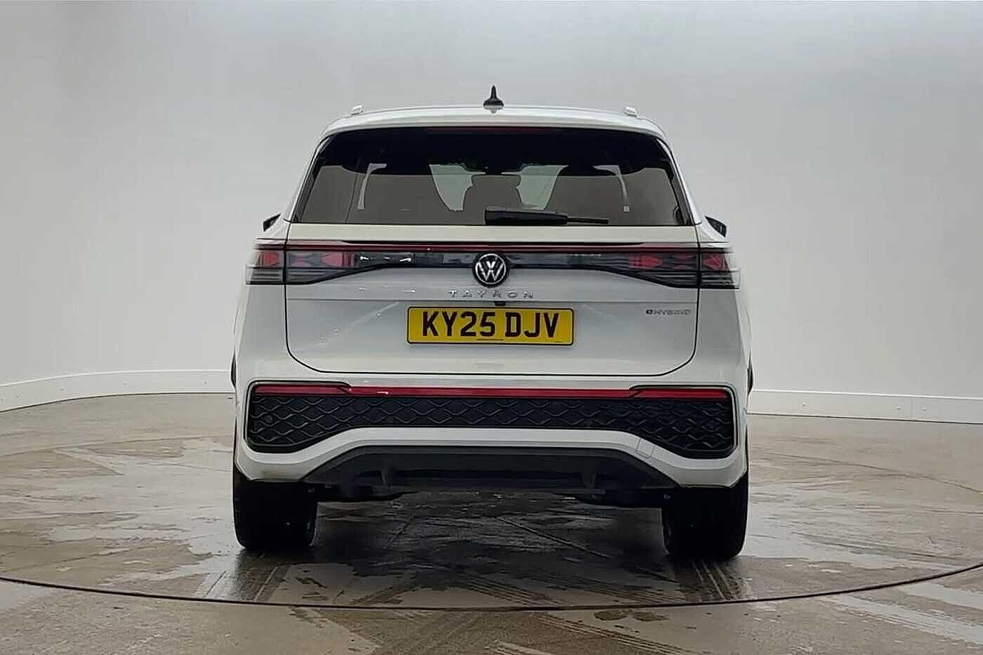 Used Volkswagen Touran 2025 for sale - 76919336: Photo 8