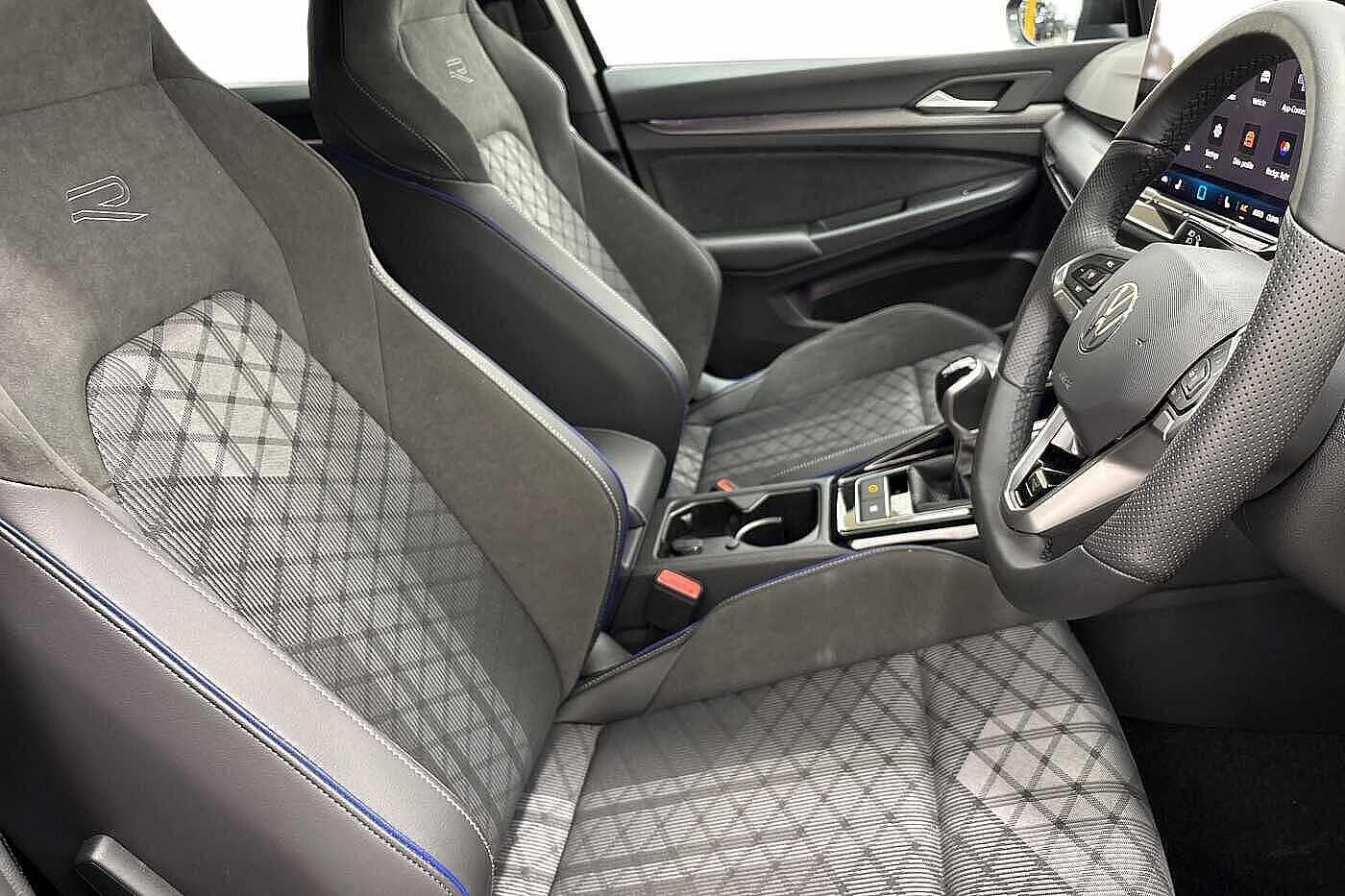 Used Volkswagen Golf 2025 for sale - 77582773: Photo 10