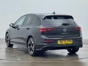 Used Volkswagen Golf 2025 for sale - 77582773: Photo