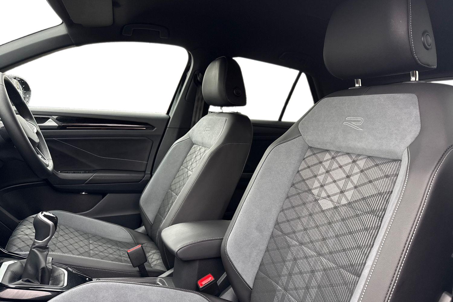 Used Volkswagen T-Roc 2023 for sale - 76546227: Photo 10