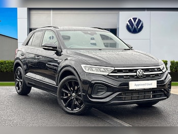 Used Volkswagen T-Roc 2023 for sale - 76546227: Photo