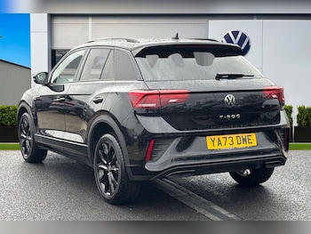 Used Volkswagen T-Roc 2023 for sale - 76546227: Photo