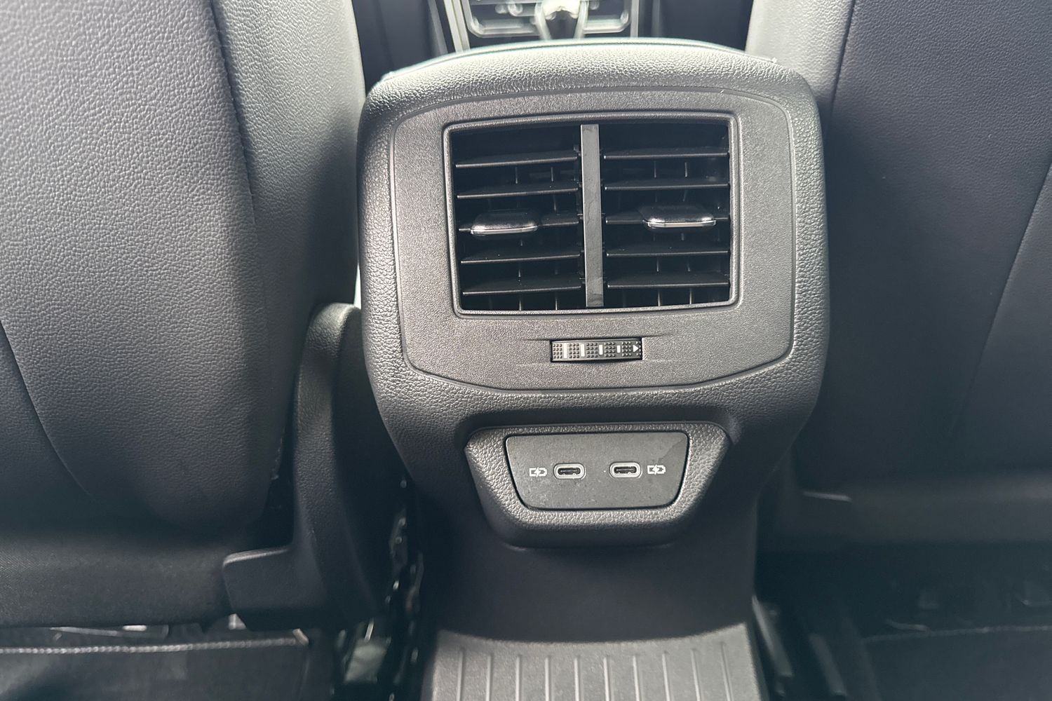 Used Volkswagen T-Roc 2023 for sale - 76546227: Photo 30