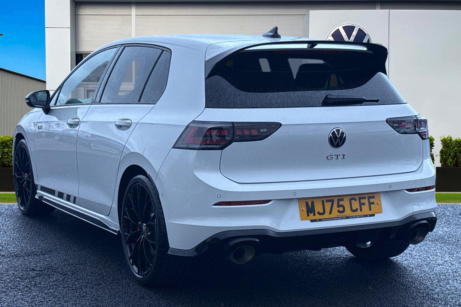 Used Volkswagen Golf 2025 for sale - 77334360: Photo 2