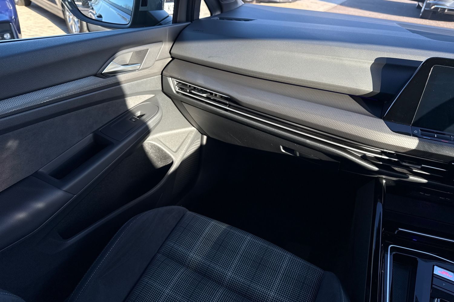 Used Volkswagen Golf 2023 for sale - 76641769: Photo 20