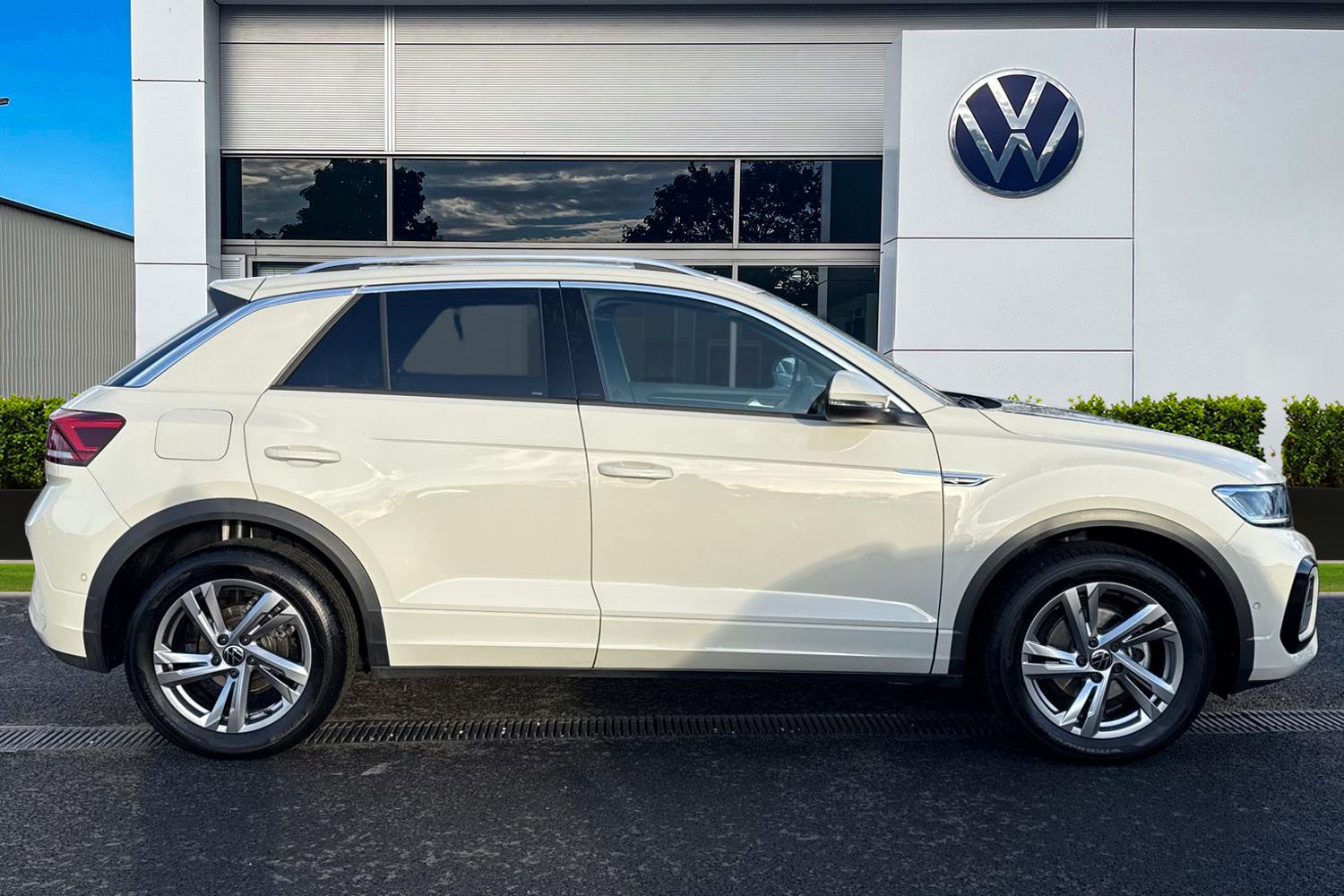 Used Volkswagen T-Roc 2025 for sale - 77135258: Photo 3