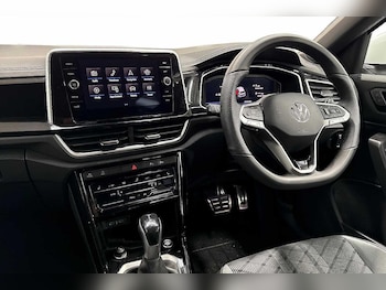 Used Volkswagen T-Roc 2025 for sale - 76395449: Photo