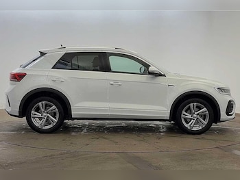 Used Volkswagen T-Roc 2025 for sale - 76395449: Photo