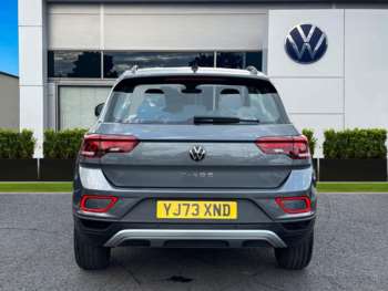 Used Volkswagen T-Roc 2024 for sale - 75239930: Photo