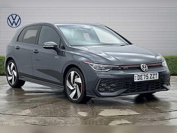 Used Volkswagen Golf 2025 for sale - 77820312: Photo