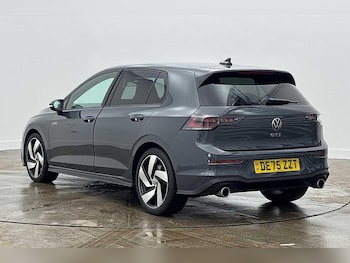 Used Volkswagen Golf 2025 for sale - 77820312: Photo