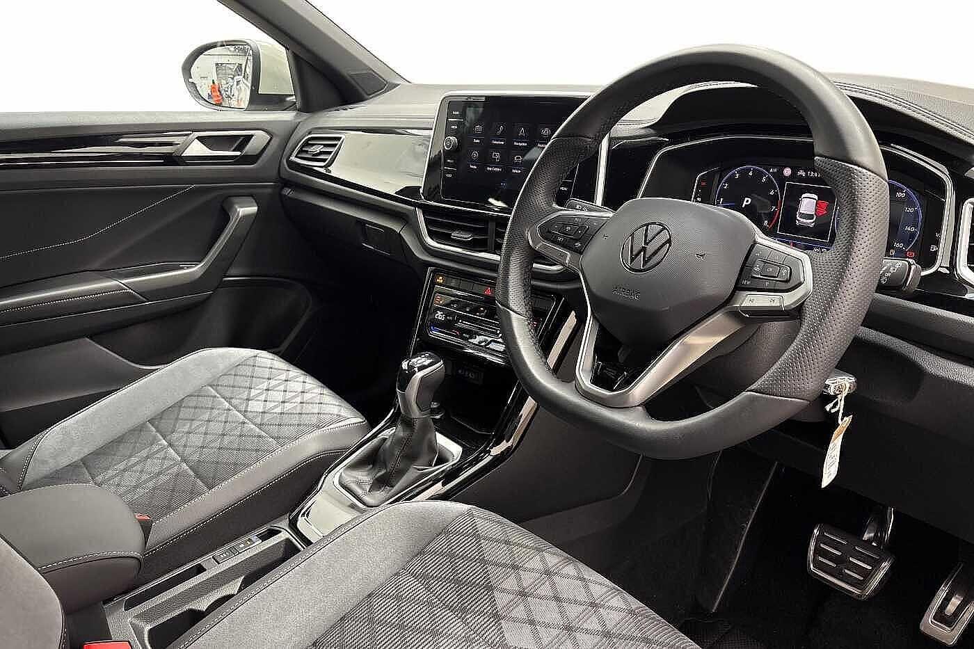 Used Volkswagen T-Roc 2025 for sale - 77139036: Photo 6