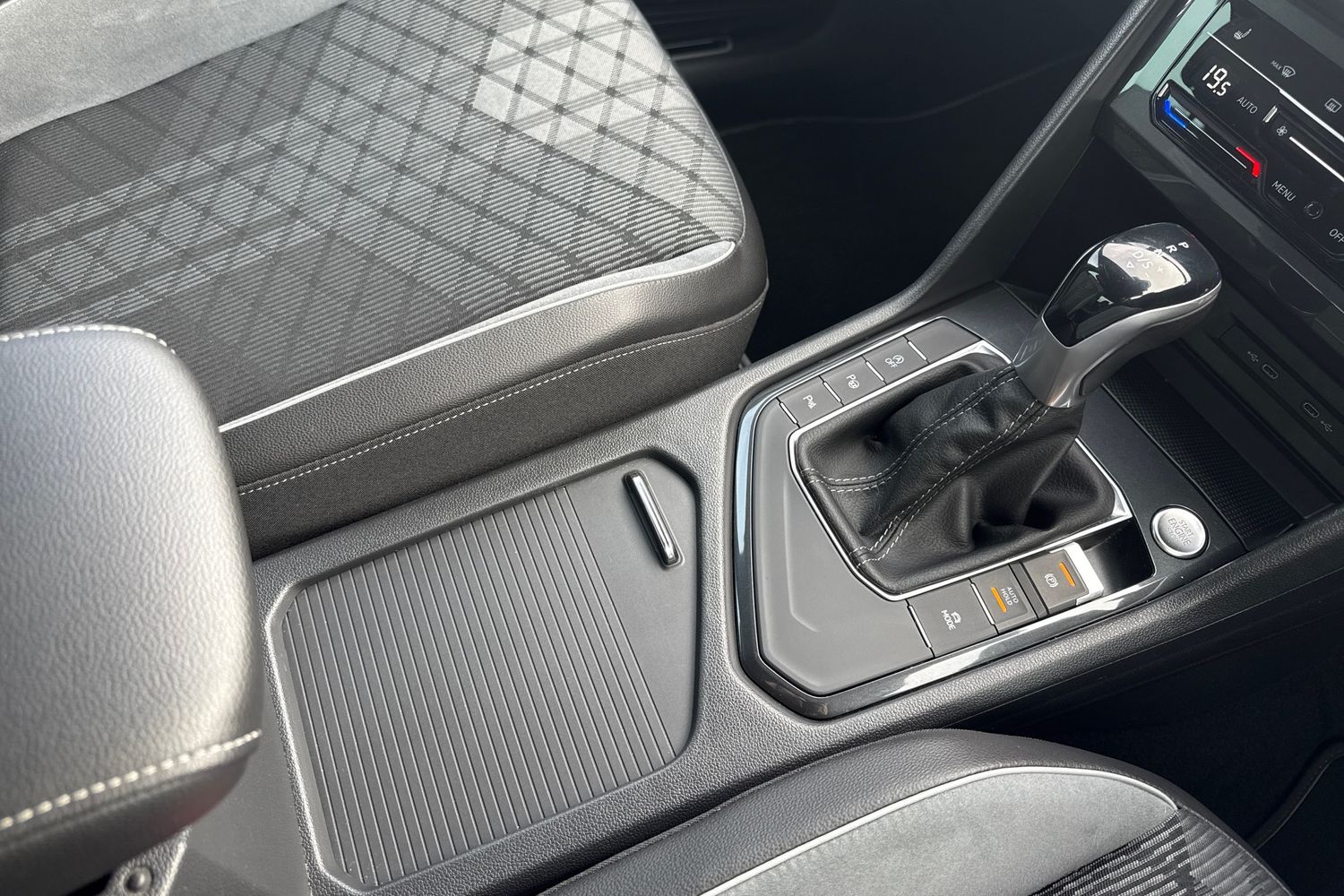 Used Volkswagen Tiguan 2021 for sale - 76182130: Photo 23