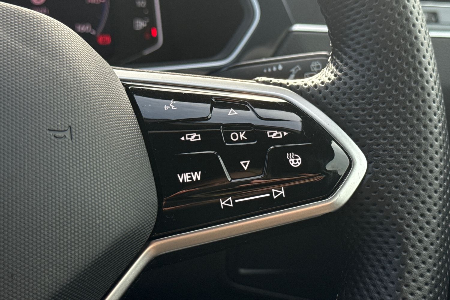Used Volkswagen Tiguan 2021 for sale - 76182130: Photo 36