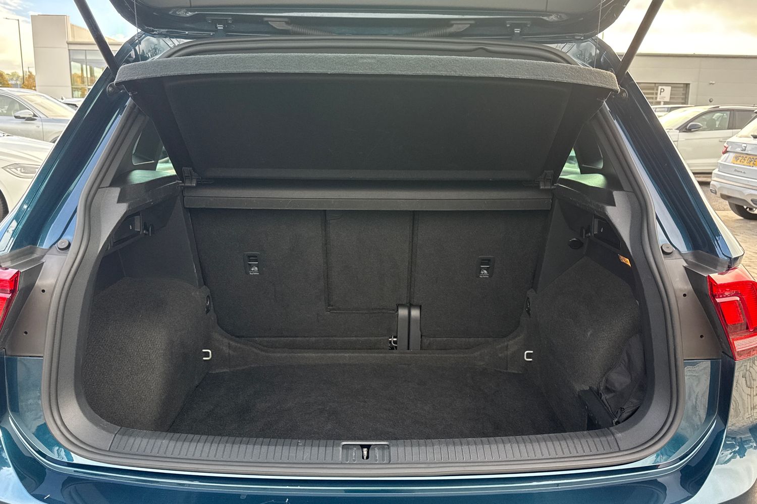 Used Volkswagen Tiguan 2021 for sale - 76182130: Photo 7