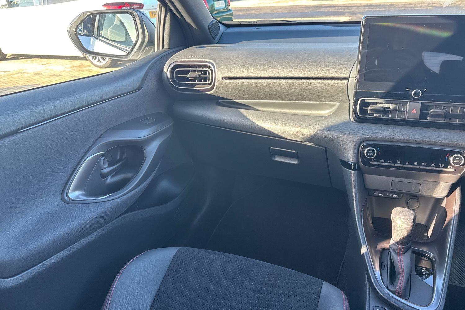 Used Toyota Yaris 2025 for sale - 76581822: Photo 14