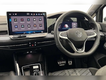 Used Volkswagen Golf 2025 for sale - 78981114: Photo