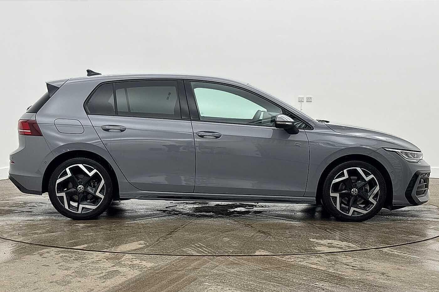 Used Volkswagen Golf 2025 for sale - 77733608: Photo 4