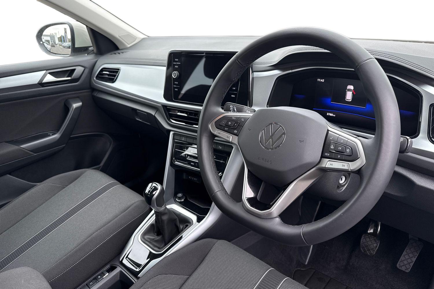 Used Volkswagen T-Roc 2025 for sale - 76186040: Photo 14