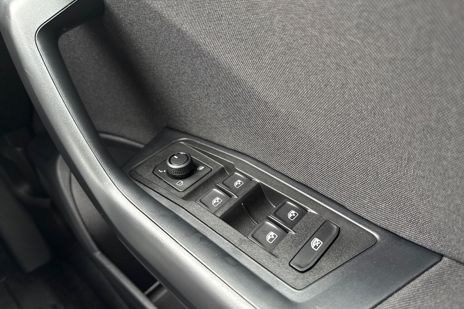 Used Volkswagen T-Roc 2025 for sale - 76186040: Photo 21