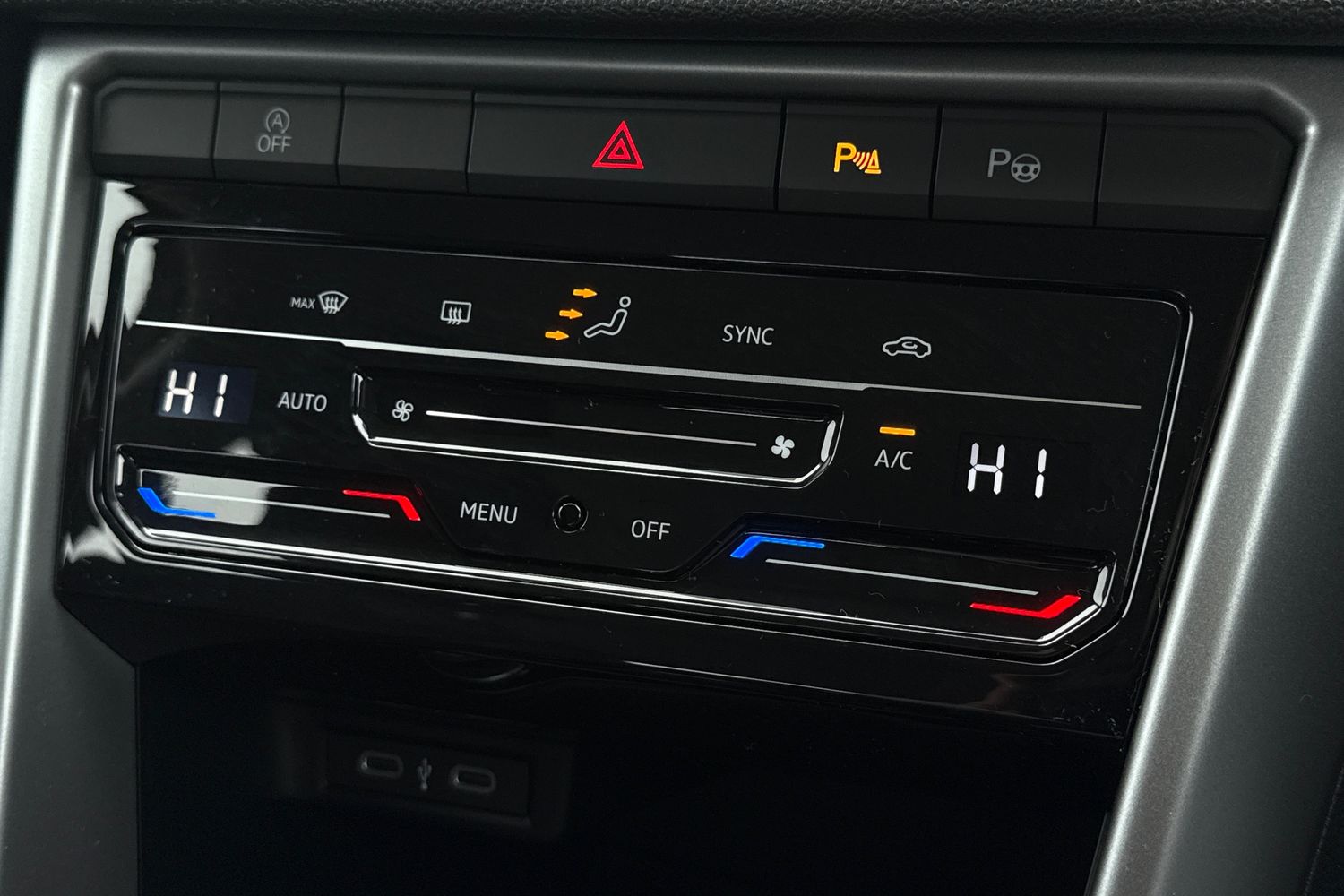 Used Volkswagen T-Roc 2025 for sale - 76186040: Photo 22