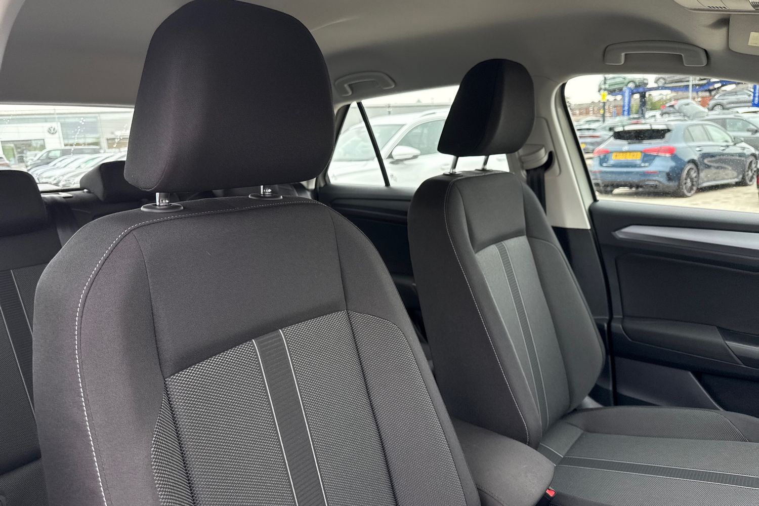 Used Volkswagen T-Roc 2025 for sale - 76186040: Photo 24