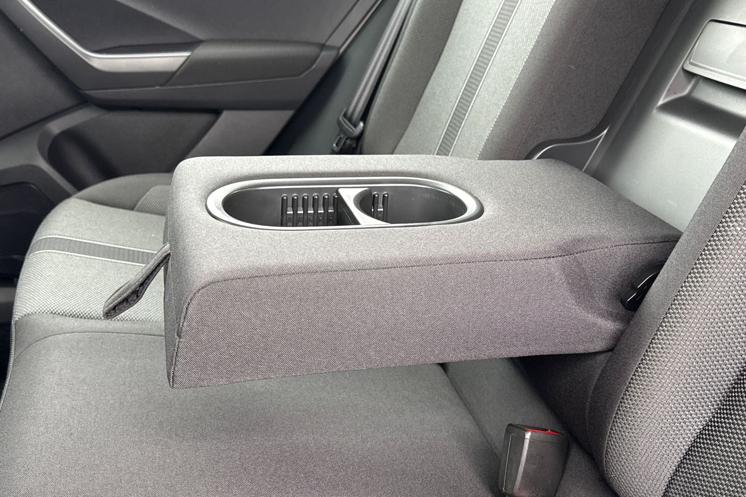 Used Volkswagen T-Roc 2025 for sale - 76186040: Photo 28