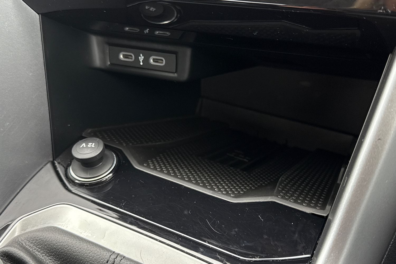 Used Volkswagen T-Roc 2025 for sale - 76186040: Photo 34