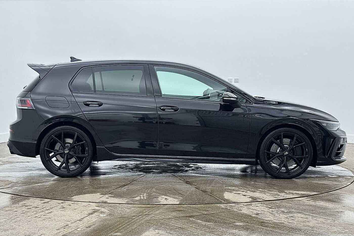 Used Volkswagen Golf 2025 for sale - 77935743: Photo 4