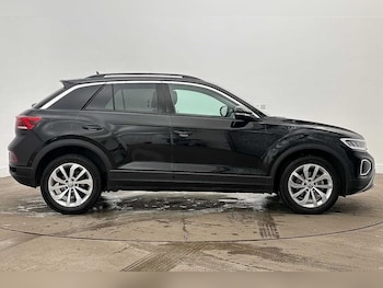 Used Volkswagen T-Roc 2025 for sale - 78993474: Photo