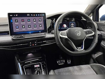 Used Volkswagen Golf 2025 for sale - 76469306: Photo