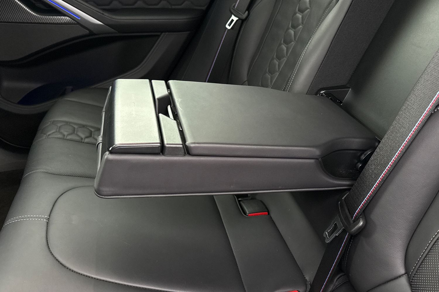 Used BMW x6 M 2021 for sale - 77700640: Photo 30