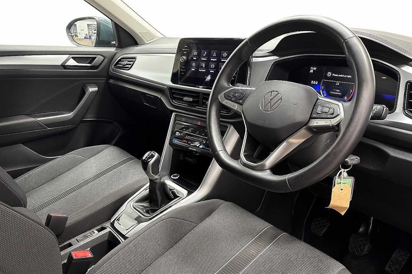 Used Volkswagen T-Roc 2024 for sale - 76438833: Photo 6