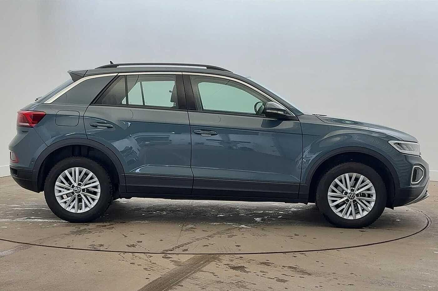 Used Volkswagen T-Roc 2024 for sale - 77199495: Photo 4