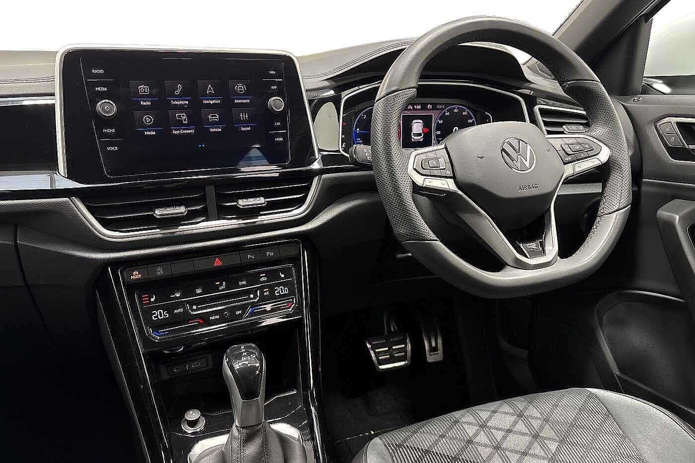 Used Volkswagen T-Roc 2025 for sale - 77287101: Photo 2