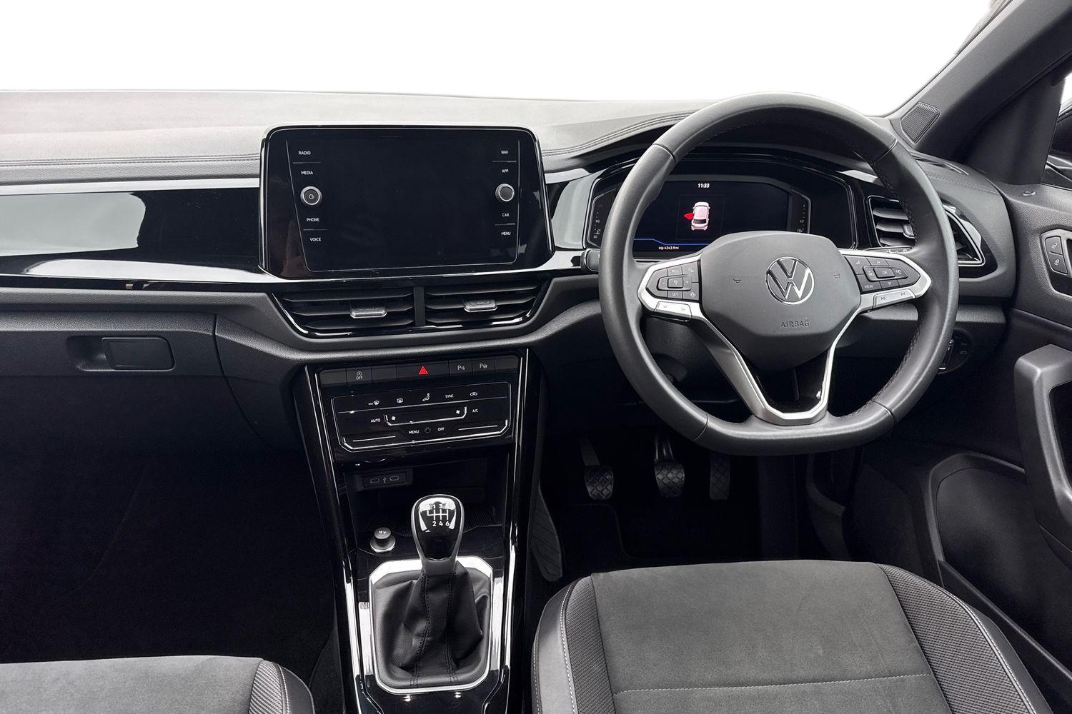 Used Volkswagen T-Roc 2023 for sale - 77493936: Photo 17