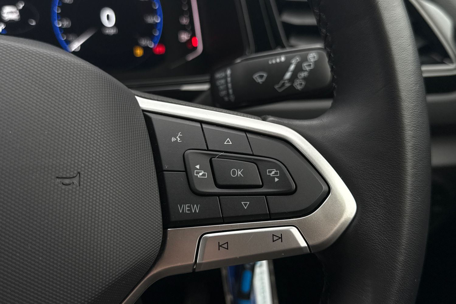 Used Volkswagen T-Roc 2023 for sale - 77493936: Photo 30