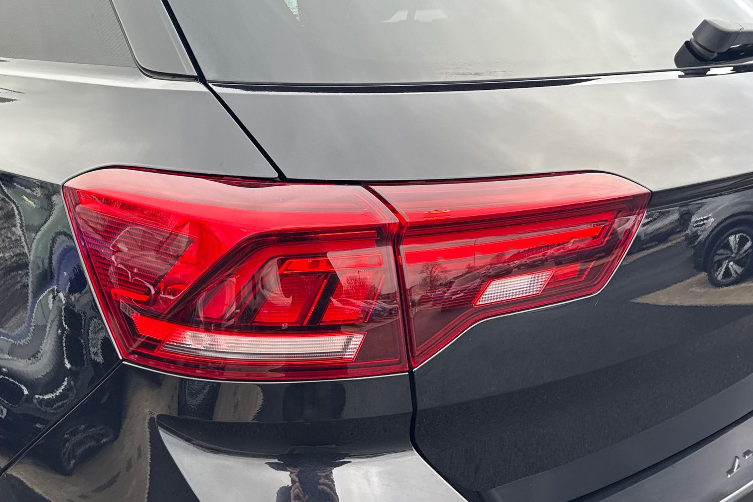 Used Volkswagen T-Roc 2023 for sale - 77493936: Photo 7