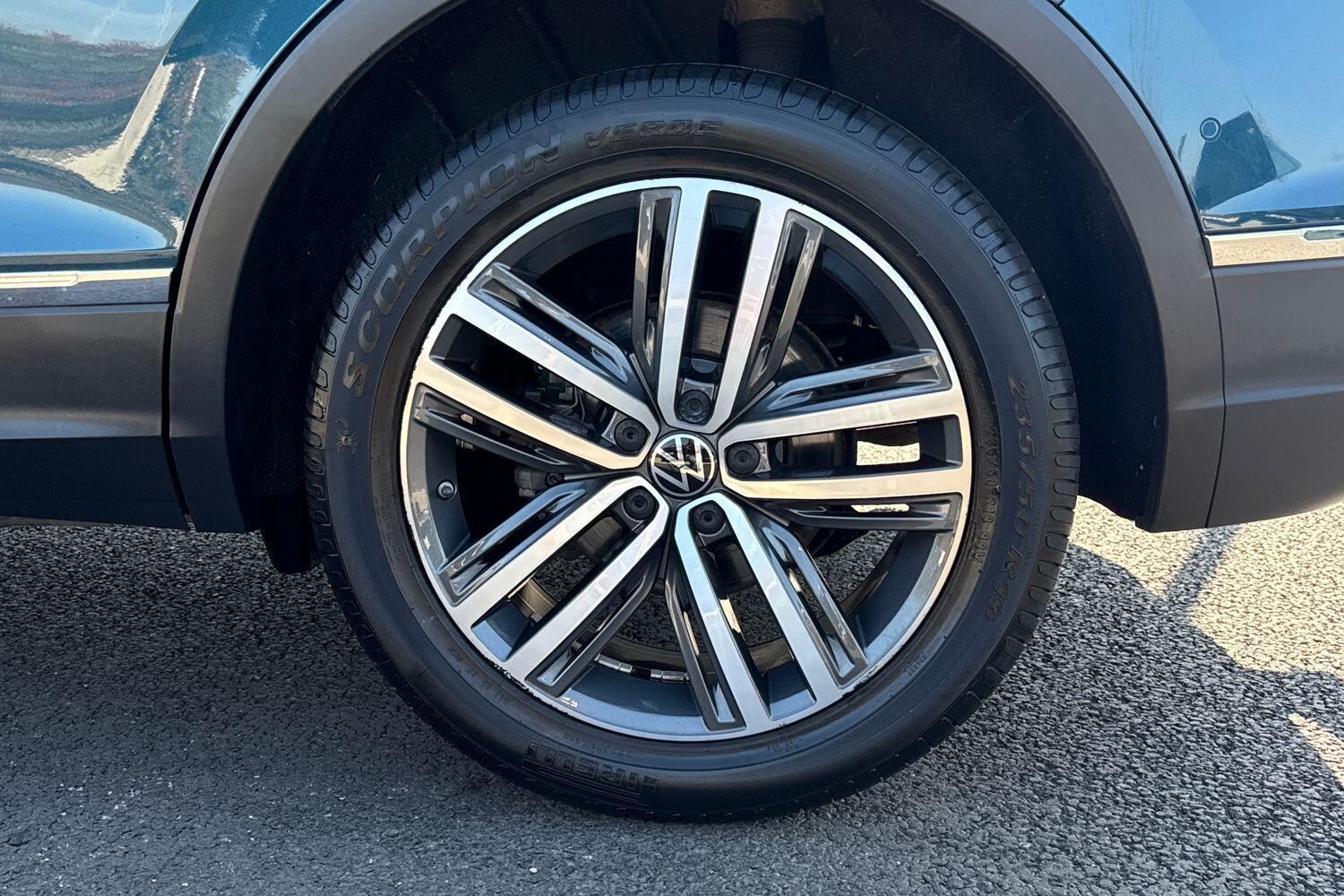 Used Volkswagen Tiguan 2021 for sale - 77963463: Photo 23