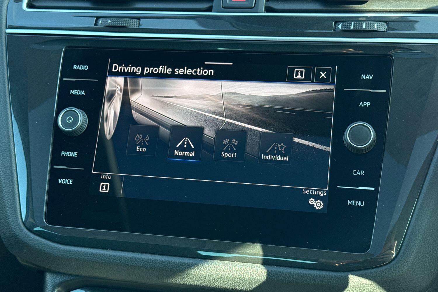 Used Volkswagen Tiguan 2021 for sale - 77963463: Photo 42